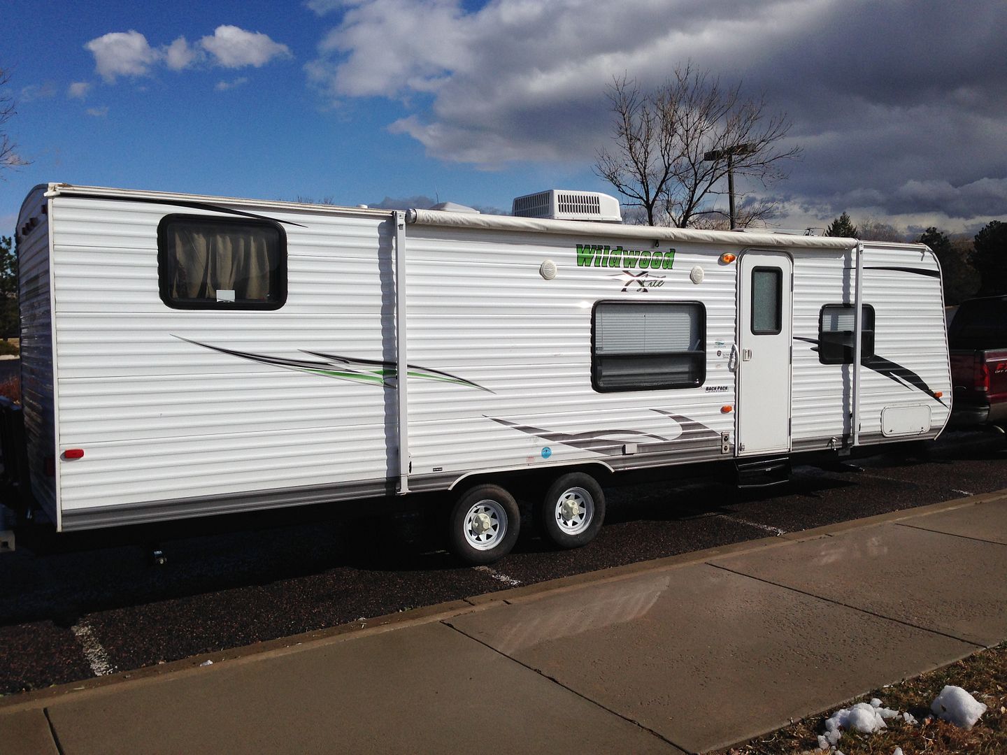 2012 Forest River Wildwood XLite 281 QB XLite Backpack Edition